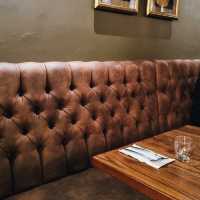 Mae Nam Khong Thai Restaurants: ร้านไทยอร่อยเริศ