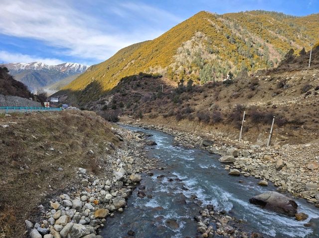 ชั่วผู่โกว (Cuopugou / Cuopu Valley, 错普沟) ชั่วผู่โกว (Cuopugou / Cuopu Valley, 错普沟)