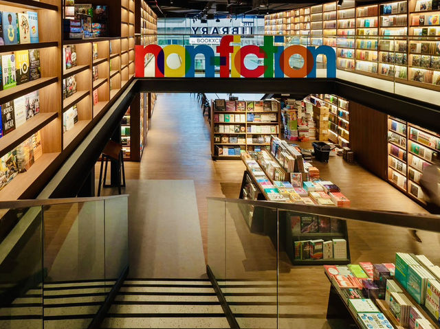 Bookish Hideaway✨ Bookish Hideaway✨