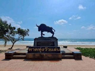 Thung Wua Laen Beach