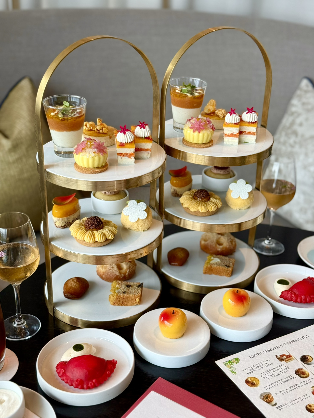 #underratedspots 

If you’re looking for an unforgettable afternoon tea in Tokyo, I think Four Seasons Hotel Tokyo at Otemachi deserves a lot more attention.

Their current Exotic Summer Afternoon Tea (from ¥8,300 on weekdays / ¥9,300 on weekends and holidays) was one of the best I’ve ever had.

The sweets combine the sweetness of ripe mangoes and pineapples with refreshing citrus flavors, while the savory selection features saffron and aromatic curry spices that make you feel like you’ve traveled somewhere tropical.

What impressed me most was the craftsmanship. Every bite had a different texture and deep, well-balanced flavor. It didn’t feel like a typical afternoon tea—it felt like enjoying a beautifully prepared French tasting course.

If you’re visiting Tokyo and want something beyond the usual sightseeing spots, I’d definitely add this to your list.

Have you ever found a hidden gem that’s even better than the famous places? I’d love to hear your recommendations!

#Tokyo #AfternoonTea #FourSeasonsTokyoOtemachiachi #LuxuryTravel