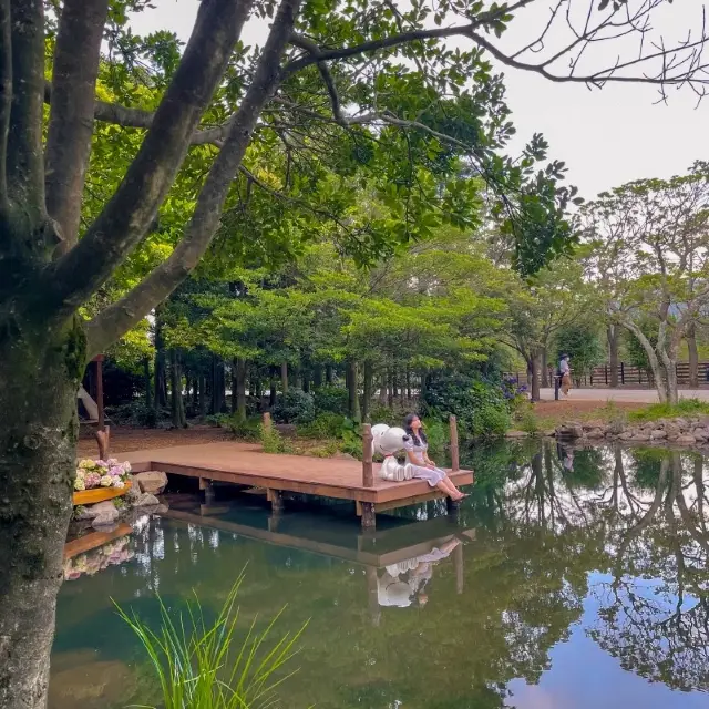 Exploring Jeju Island's Snoopy Garden🫠