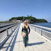 에노시마: 도쿄 근처의 매력적인 섬 🌊🏝️