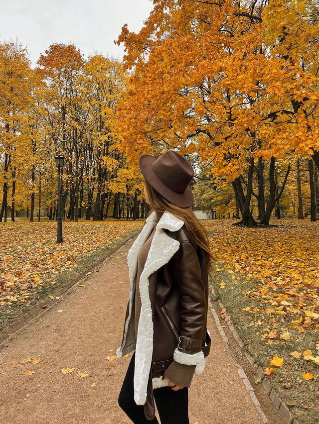 Kolomenskoe 공원: 모스크바 중심부에 있는 가을의 마법 🍂