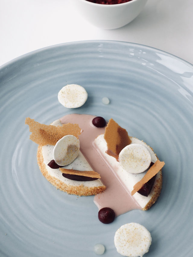 Shanghai | Come to Shanghai Tower, and enjoy the French food