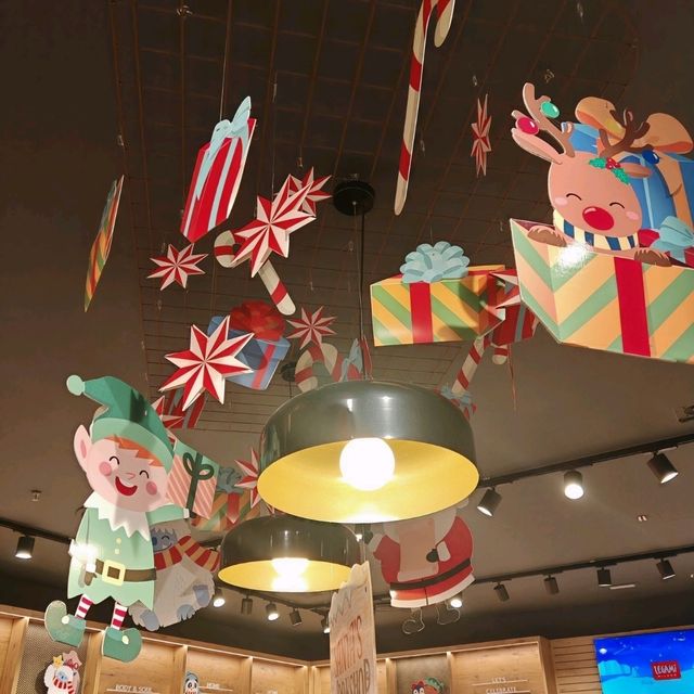 Experience Unique Holiday Installations at Legami  