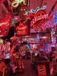 London’s favourite hidden gem! God’s Own Junkyard 🌼
