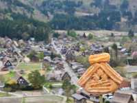Shirakawa-gō: Thatched Roofs, Mountain Breezes, and Sweet Churros