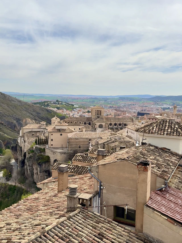 Art, History, and the Hanging Houses