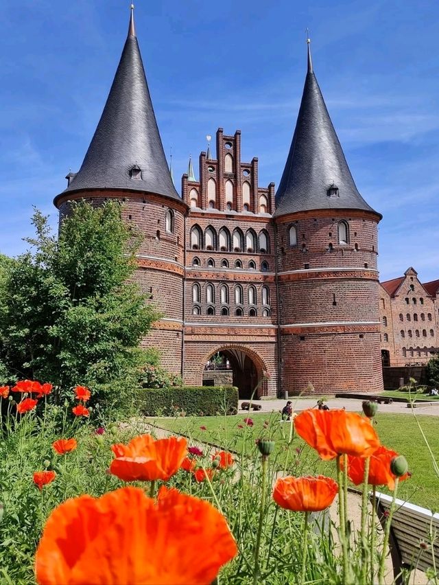 Hansestadt Lübeck: Germany’s Medieval Gem of Brick Gothic Splendor