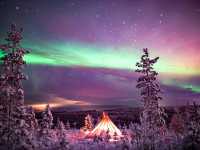 Enjoy the northern light experience @  Finland!