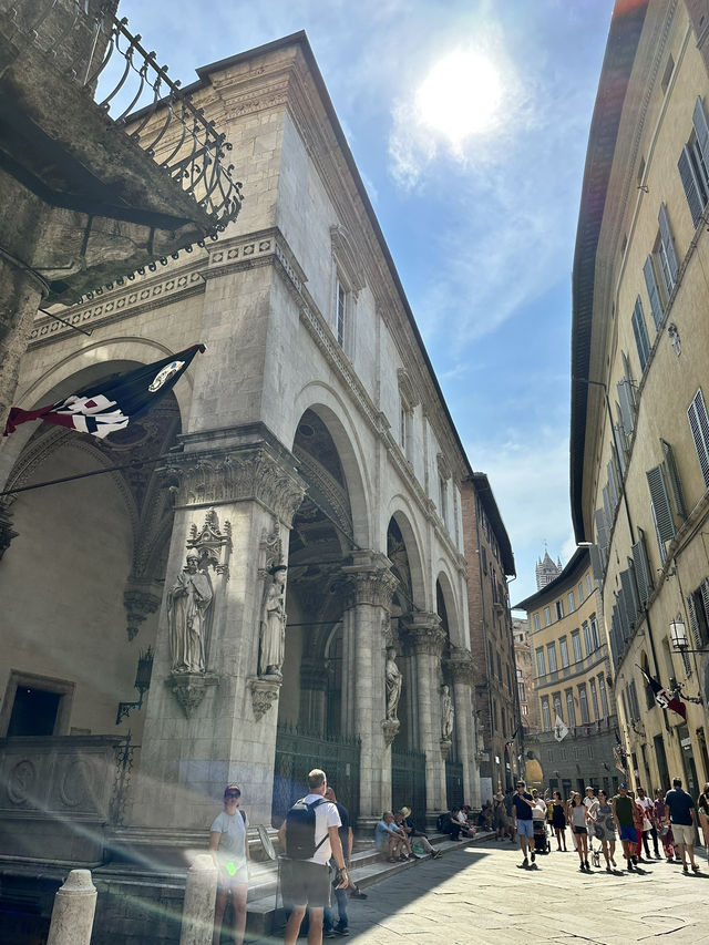 Tuscan Arches Await: province of Siena adventure