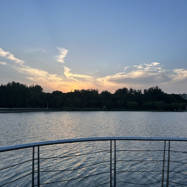 Serene Evening Zhangjiagang, Jianghu Lake
