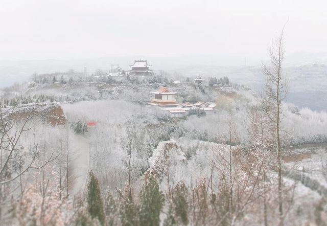 大美西和，雪景美不勝收