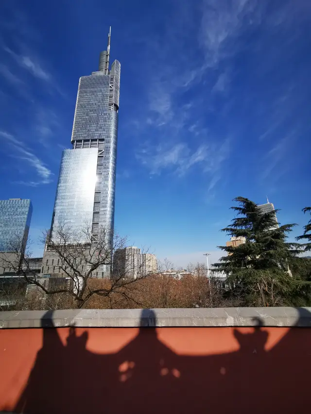 600세가 넘는 드럼 타워에는 정원의 보물이 있습니다/겨울 여행 가이드