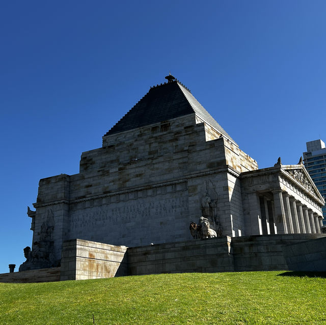 Majestic Shrine of Remembrance 