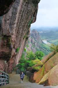 五一反向旅遊！！分享一座冷門的隱世山峰