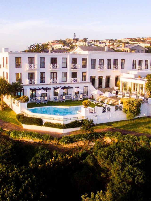 🌟 Plettenberg Bay Bliss: Top Hotel Picks! 🏖️