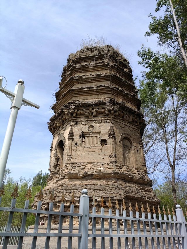 涿州•永安寺塔，少見未大修保持原樣的遼塔