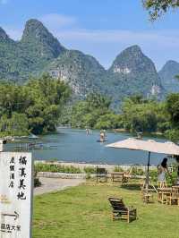 陽朔遇龍河畔的惬意住宿，盡享自然美景。