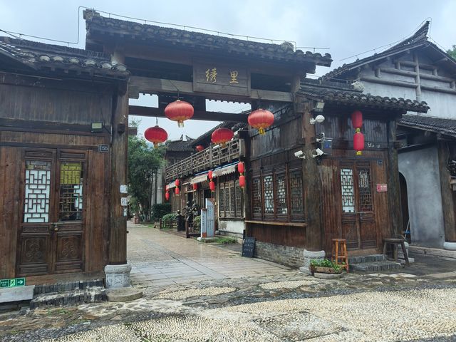 鎮江句容寶華山～千華古村～隆昌古寺遊記。