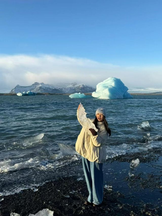 「世界是世界 冰島是冰島」。