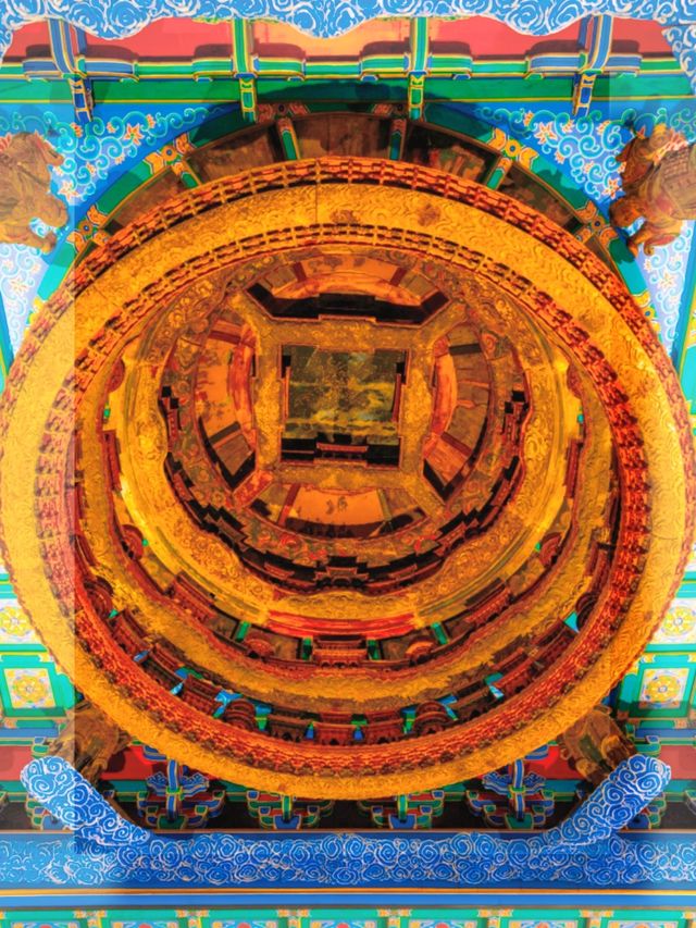來北京只為看它一眼，不愧是星空藻井天花板