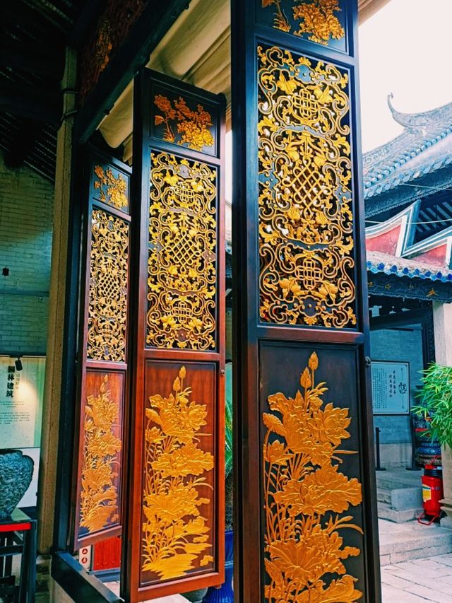 Shenzhen Art Museum: Fine Arts and Fine Spots