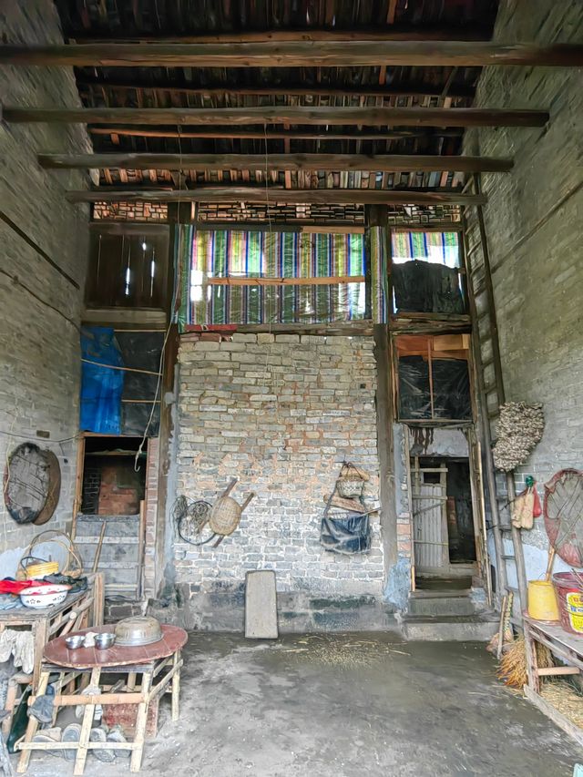 湖南資興中田村遇公大院