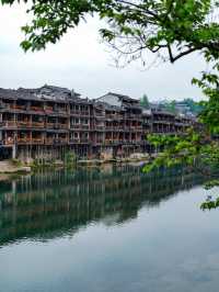 總要去趟鳳凰古城吧赴一場千年之約