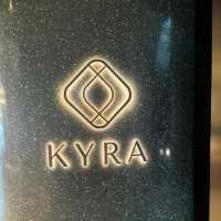 香港機場挖到寶！新開Kyra貴賓室人少景美美食爆多😍
