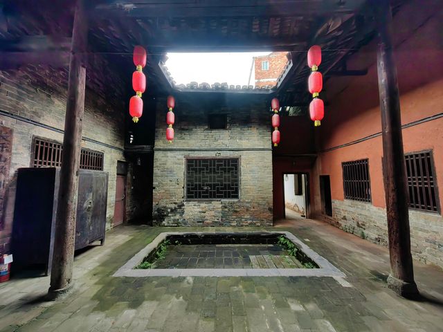湖南汨羅長樂街鄭家大屋