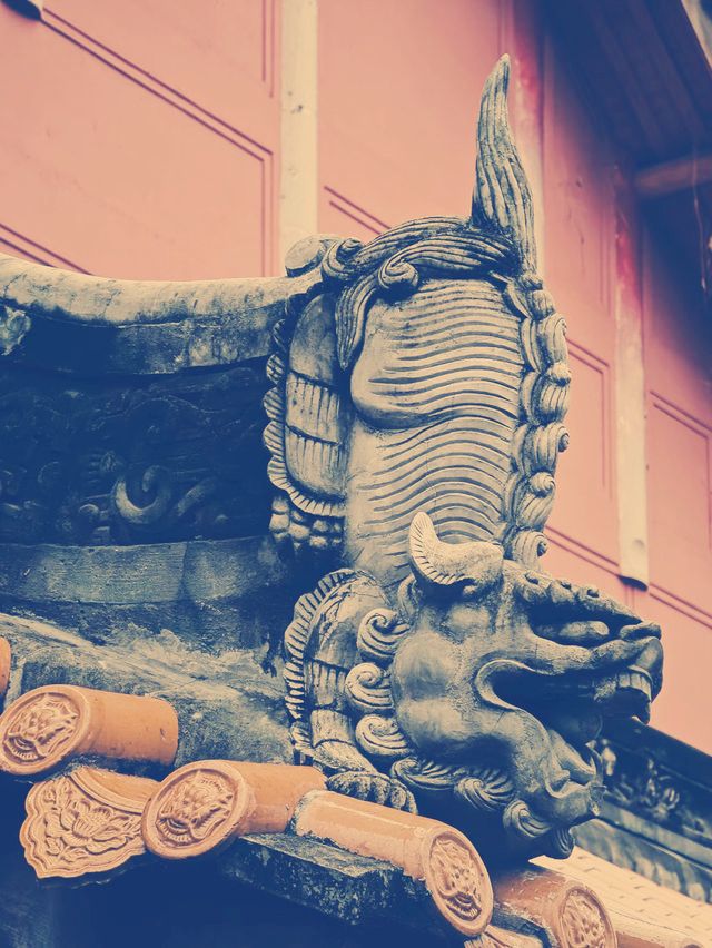 四川千佛寺の魅力ある旅