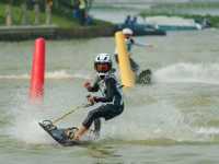 If you want to fully enjoy the happiness of sports