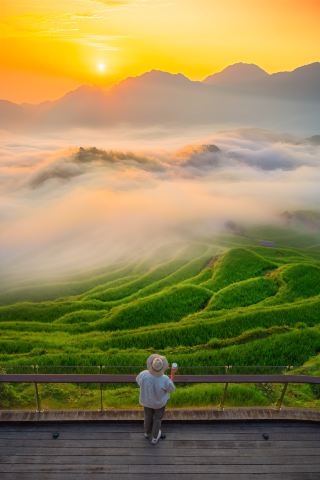 Самые красивые террасные рисовые поля, перечисленные в National Geographic, настолько прекрасны на рассвете, что хочется плакать.