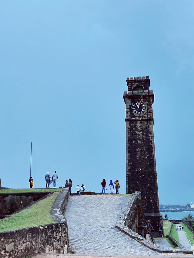 Galle Fort Lawn & Flag Ceremony: Where Peace Meets Patriotism 🇱🇰🌿