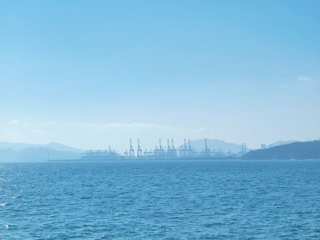 “深圳的盡頭” - 背仔角燈塔 