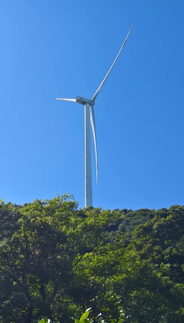 廣東風車山一日遊 | 邂逅雲端浪漫  寶子們，你是否渴望一場不用長途跋涉，就能親近自然、感受浪漫的