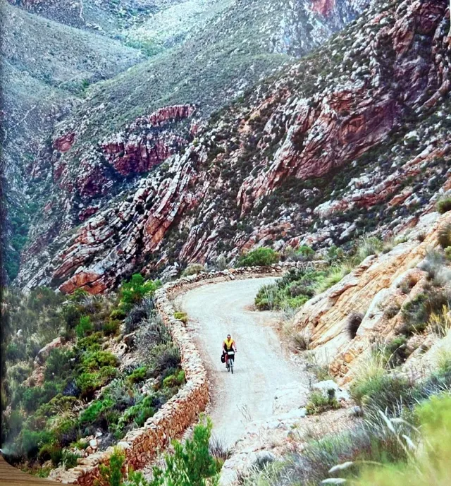 全球必騎100條神級路線-亞非大洋洲篇 全球必騎100條神級路線-亞非大洋洲篇