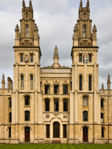 小さな連休にぴったりの5日間イギリスツアー