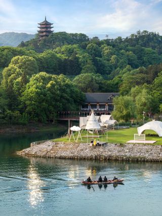 Recommended for a reverse May Day trip: an absolutely off-the-beaten-path and stunningly beautiful place