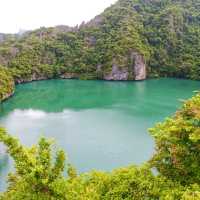 วิวมุมสูง บนเกาะแม่เกาะ