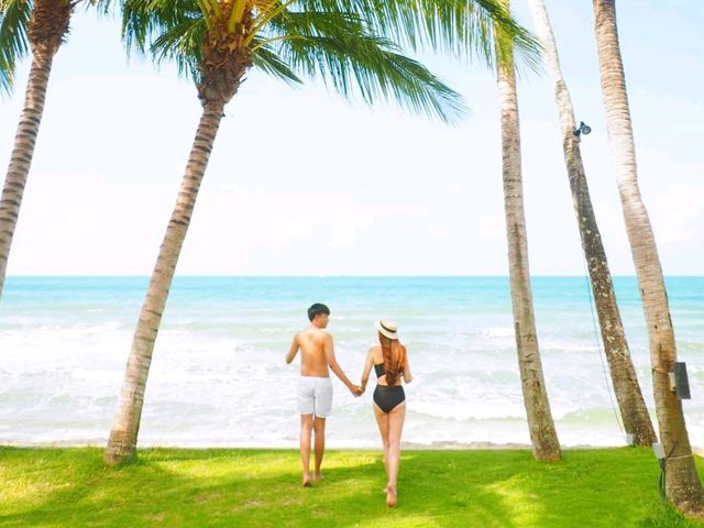 ไปนอนฟินรีสอร์ทสวยริมทะเลเกาะช้างกันนนน 🏖