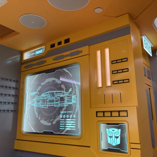 《全球首間變形金剛主題餐廳🤖》
