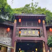 近近地，住係下甘坑感受古鎮內日夜大不同