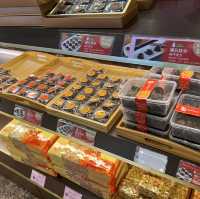【台湾/台北】台湾土産と言えばこれ！現地人も並ぶ人気店「佳徳鳳梨酥」