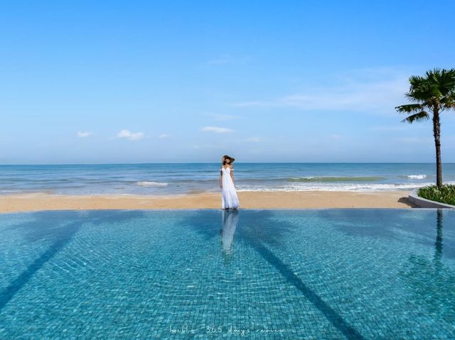 PULLMAN KHAOLAK RESORT พักสบายริมทะเล