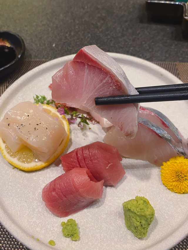 中環高層景色拌日式料理