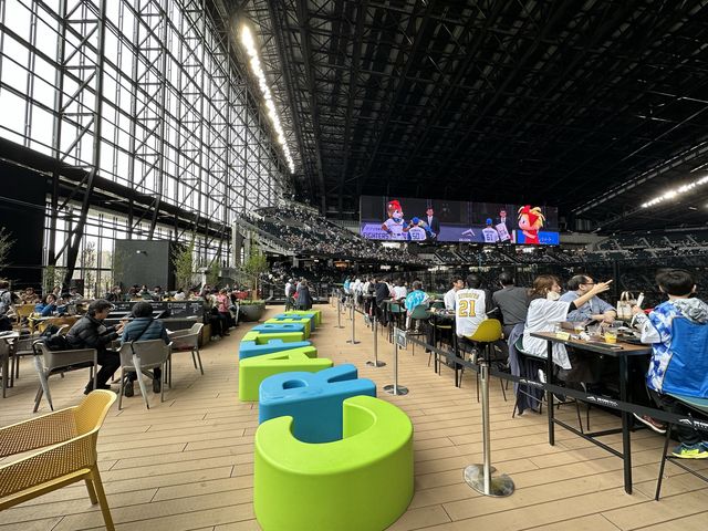 北海道の新観光名所。ES CON FIELD HOKKAIDO(エスコンフィールドHOKKAIDO)