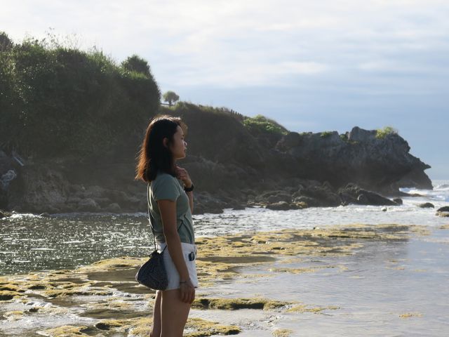 「美人沙灘」天空之鏡💙丨琉球最美海旁踏浪🌊